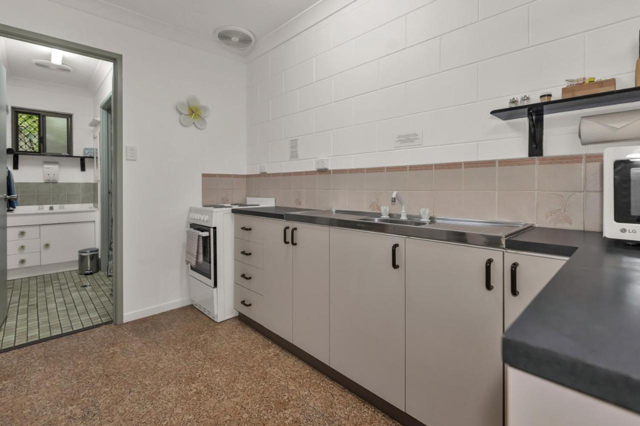 Balgal Beach Units Rollingstone Exterior foto